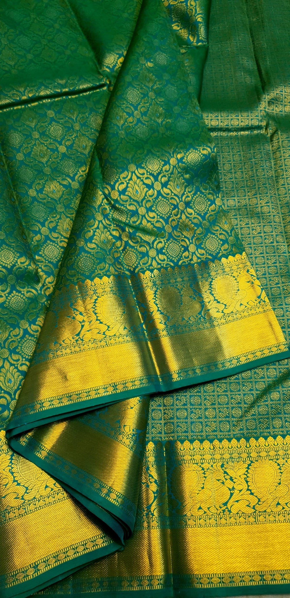 2G Pure Kanjivaram Silk Saree in Peacock Green with Full-Body Floral Zari Weave & Peacock Zari Border | Silkmark Certified