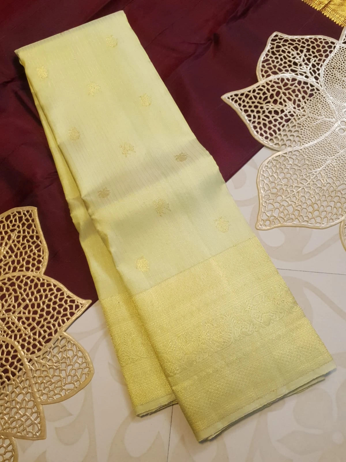 2G Pure Kanjivaram Silk Saree in Pastel Yellow with Rich Gold Zari Buttas & Traditional Zari Border | Silkmark Certified