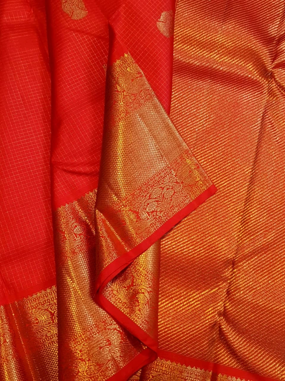 4G Pure Zari Kanjivaram Silk Saree in Bright Red with Gold Peacock Buttas & Rich Peacock Zari Border | Silkmark Certified
