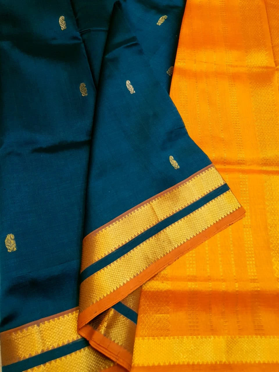 Handloom Silkcotton - Green