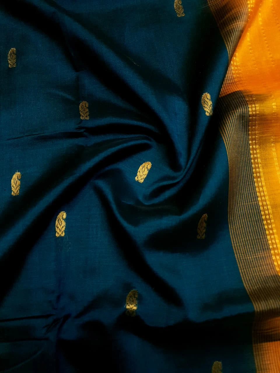 Handloom Silkcotton - Green