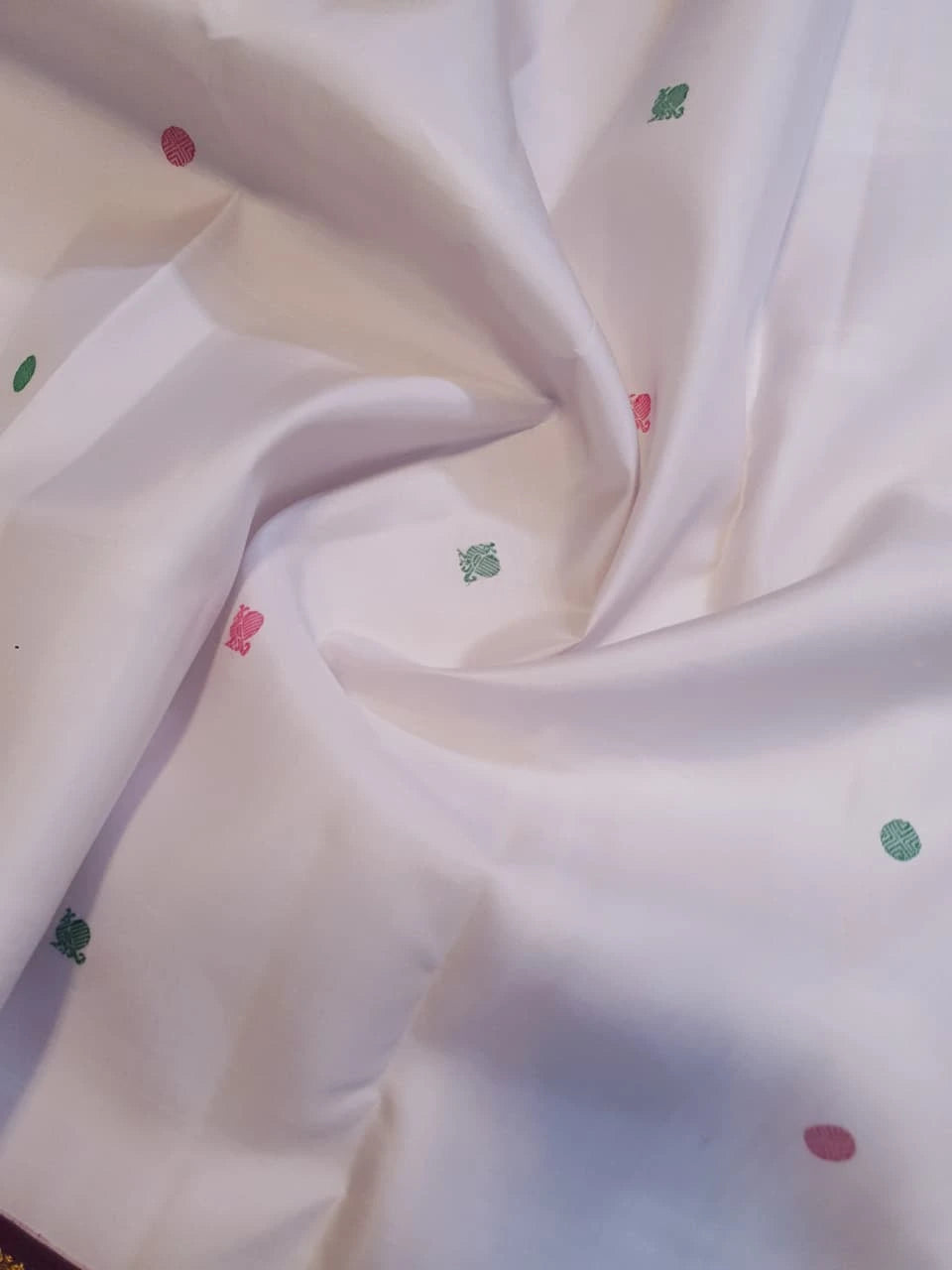 2G Pure Korvai Kanjivaram Silk Saree in Off White with Purple Border & Multicolour Peacock Buttas | Silkmark Certified