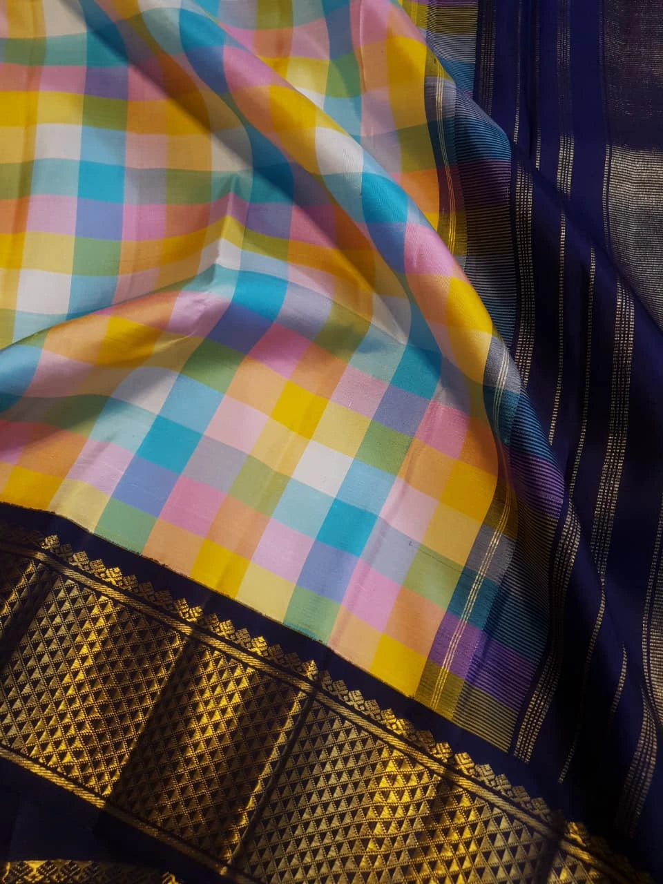 2G Pure Kanjivaram Silk Saree in Paalum pazham checks with Navy Blue| Silkmark Certified