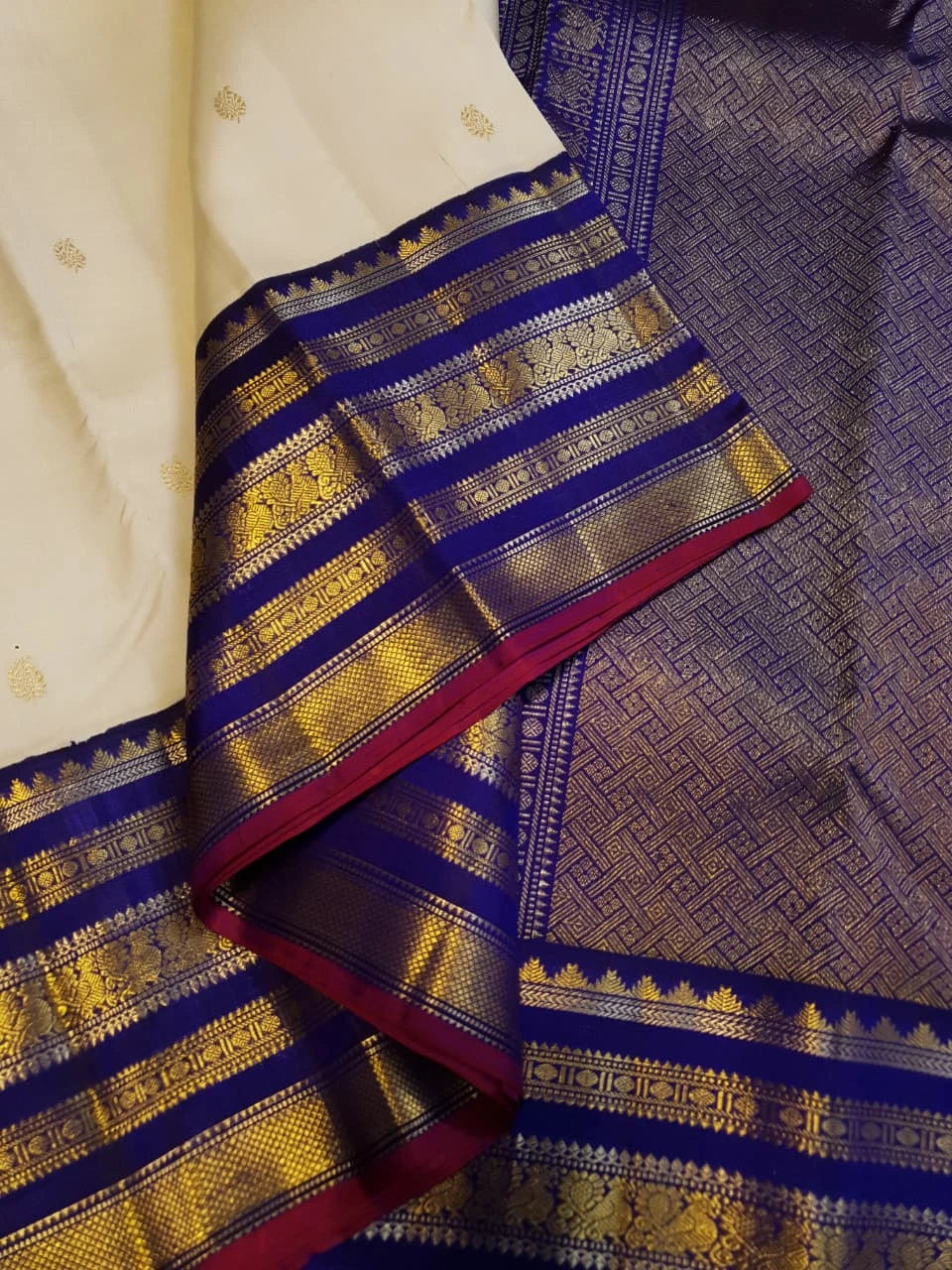 2G Pure Korvai Kanjivaram Silk Saree in Off White with Violet Border | Silk Mark Certified