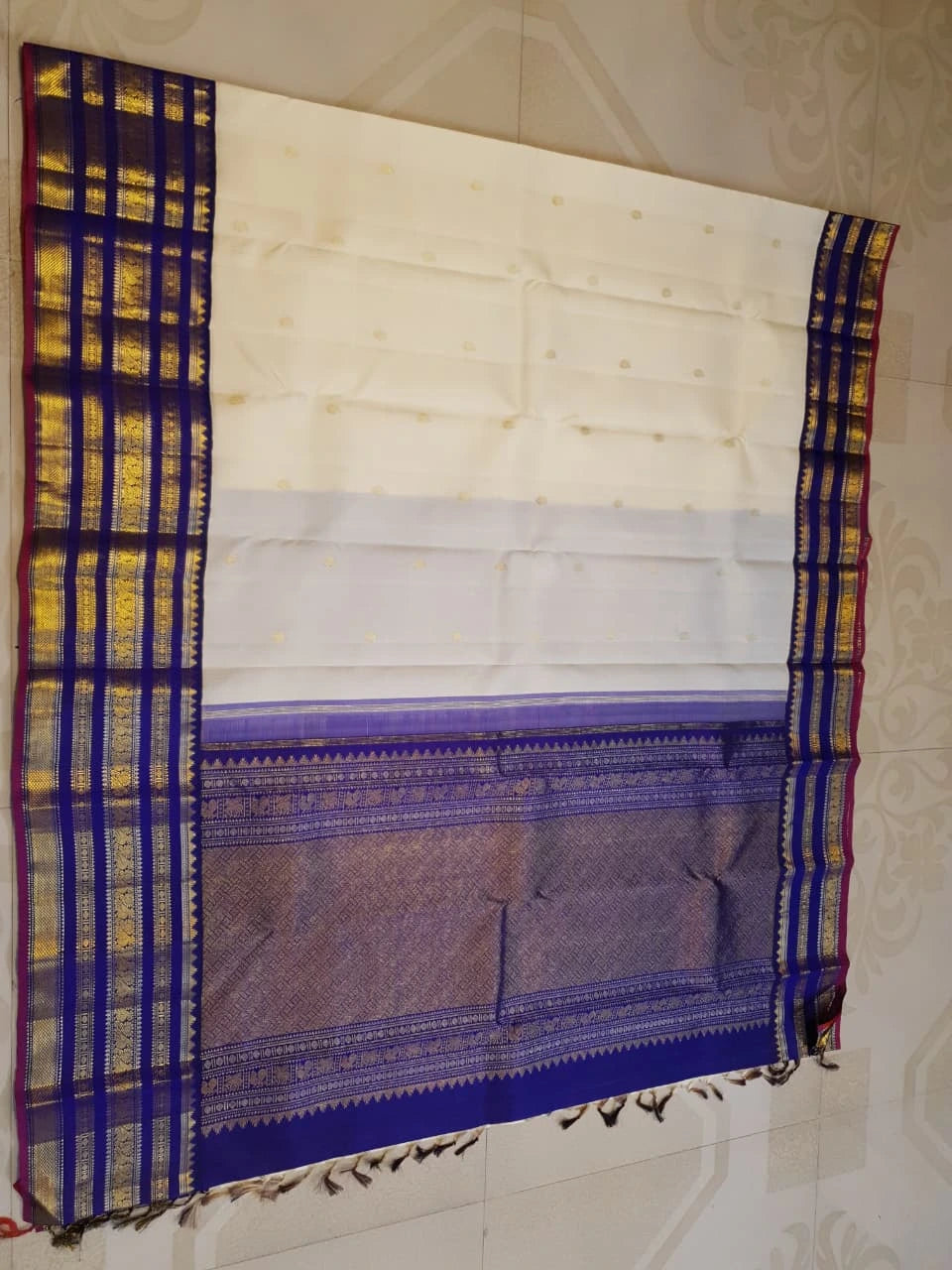 2G Pure Korvai Kanjivaram Silk Saree in Off White with Violet Border | Silk Mark Certified