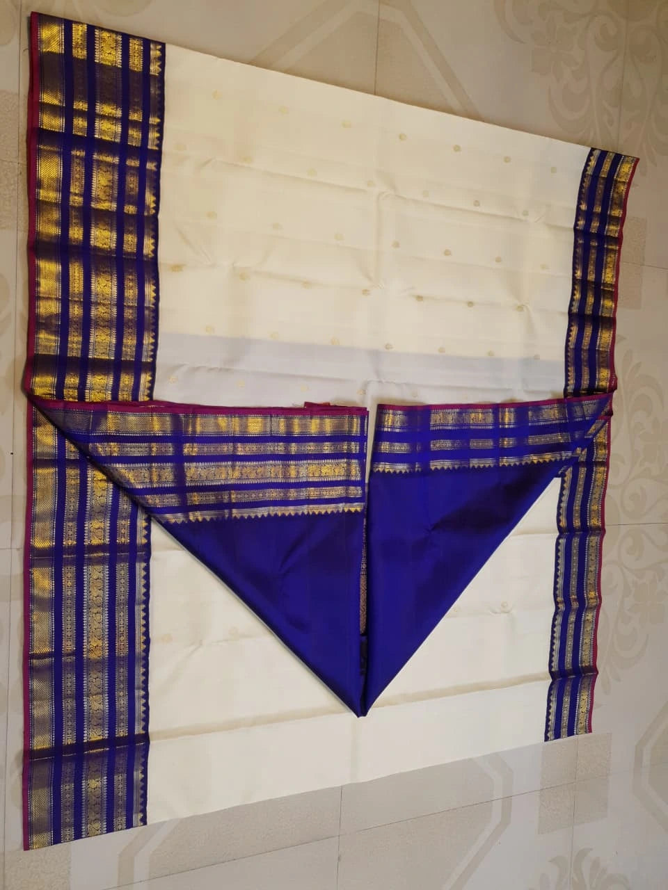 2G Pure Korvai Kanjivaram Silk Saree in Off White with Violet Border | Silk Mark Certified