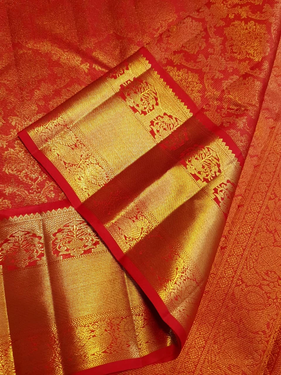 2G Pure Kanjivaram Silk Saree in Vermilion Red with Red | Silkmark Certified