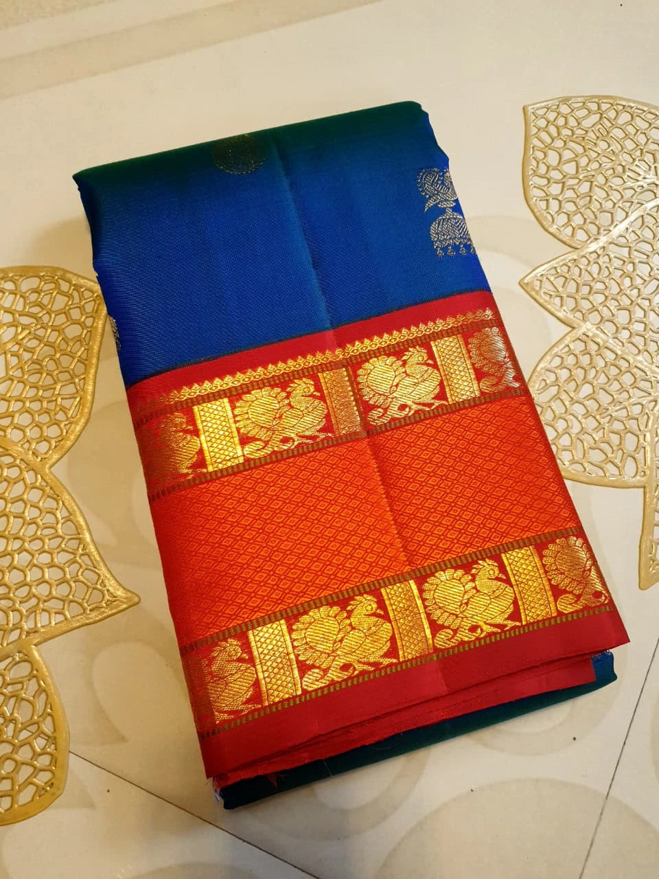2G Pure Korvai Kanjivaram Silk Saree Peacock  Blue with Rich Red and Gold Zari Border| Silkmark Certified