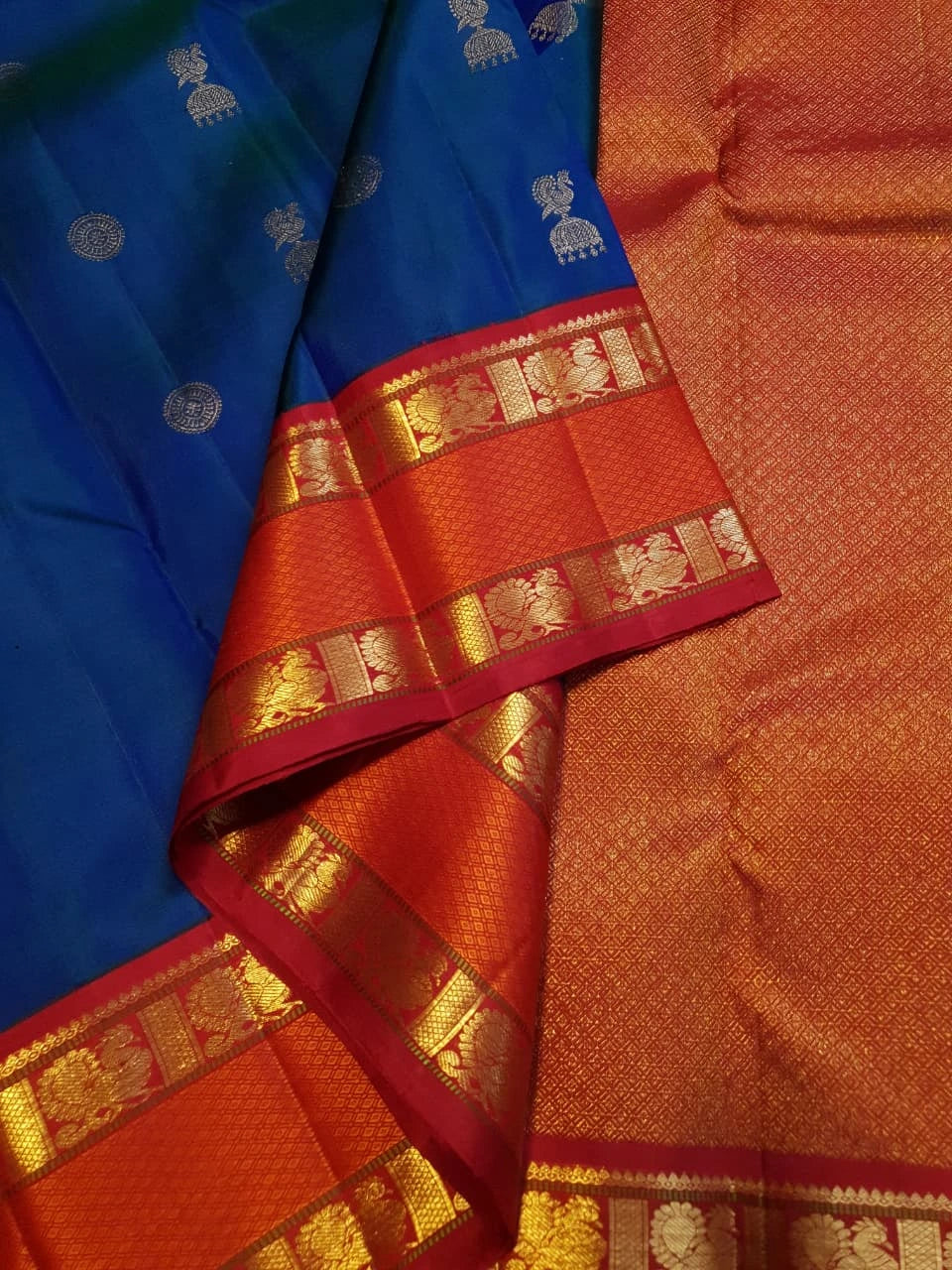 2G Pure Korvai Kanjivaram Silk Saree Peacock  Blue with Rich Red and Gold Zari Border| Silkmark Certified