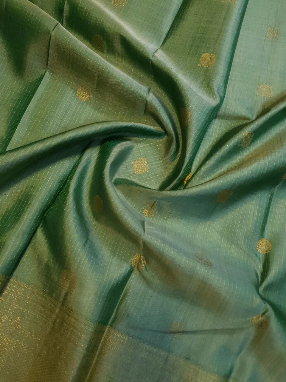 2G Pure Kanjivaram Silk Saree in Pastel Green with Gold Zari | Silkmark Certified