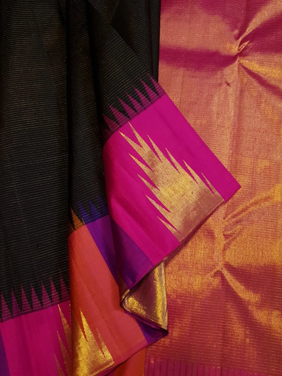 2G Pure 8kol Kanjivaram Silk Saree in Black with Pink | Silkmark Certified
