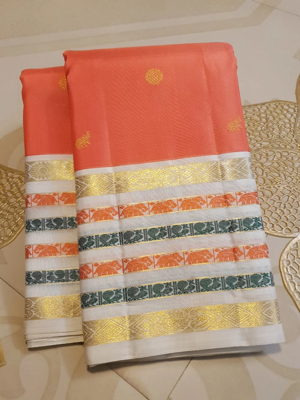2G Pure Kanjivaram Silk Saree - Peach With Off White | Silkmark Certified
