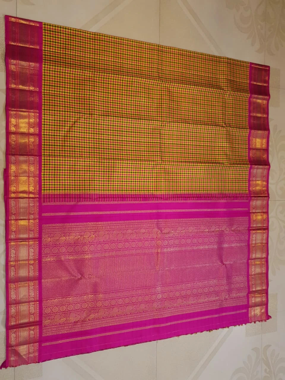3G Korvai Pure Kanjivaram Silk Saree in Paalum Pazham Checks with Rich Zari Pallu & Blouse | Silkmark Certified