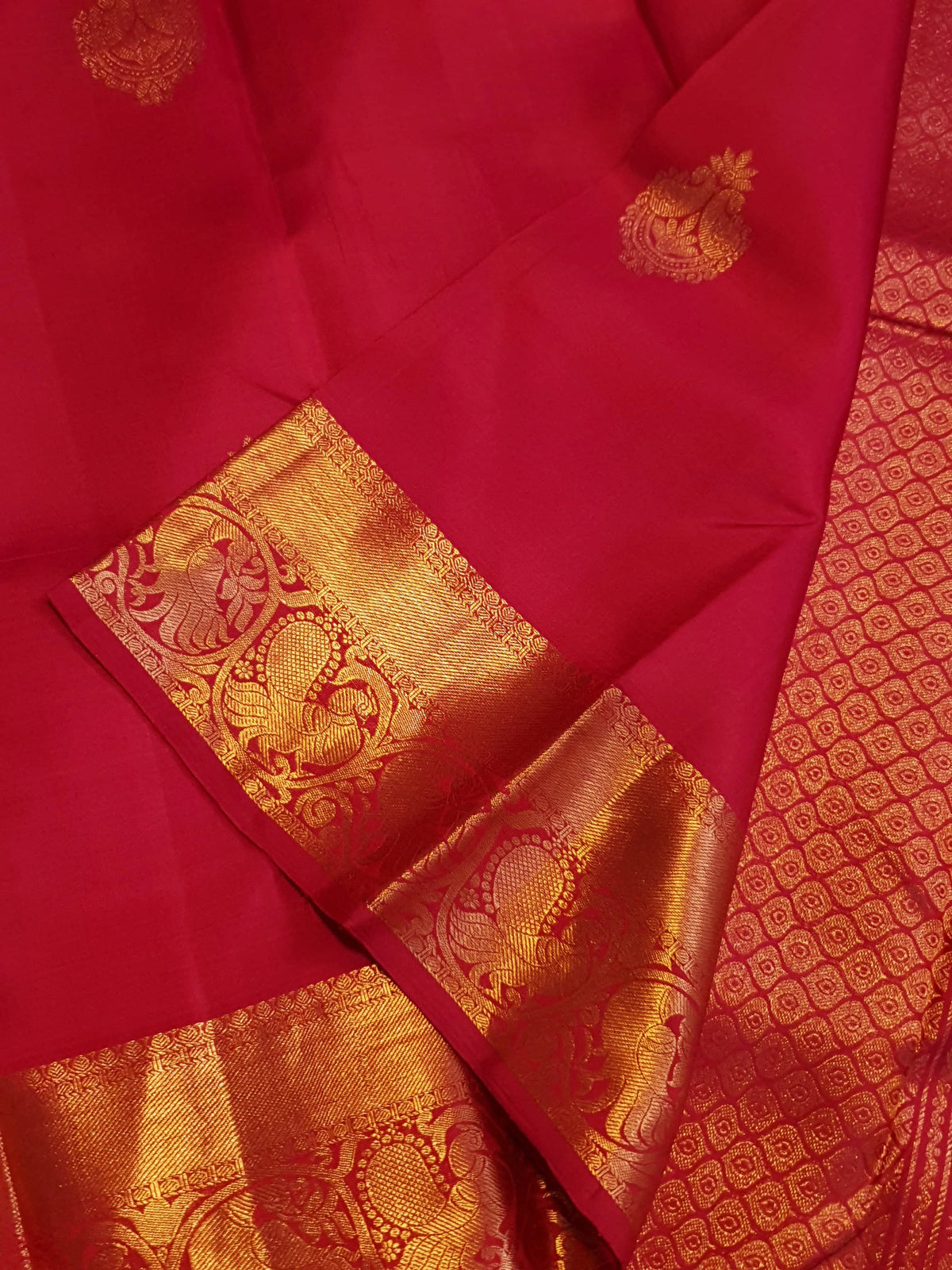 2Gram Pure Kanjivaram Silk Saree - Red | Silkmark Certified